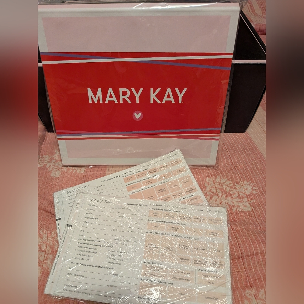 Mary Kay consultant supplies Flip Book Binder Only & Customer Profile Cards